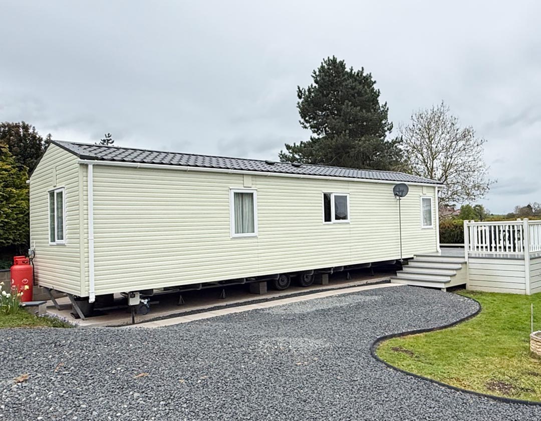 Pemberton Regent Exterior